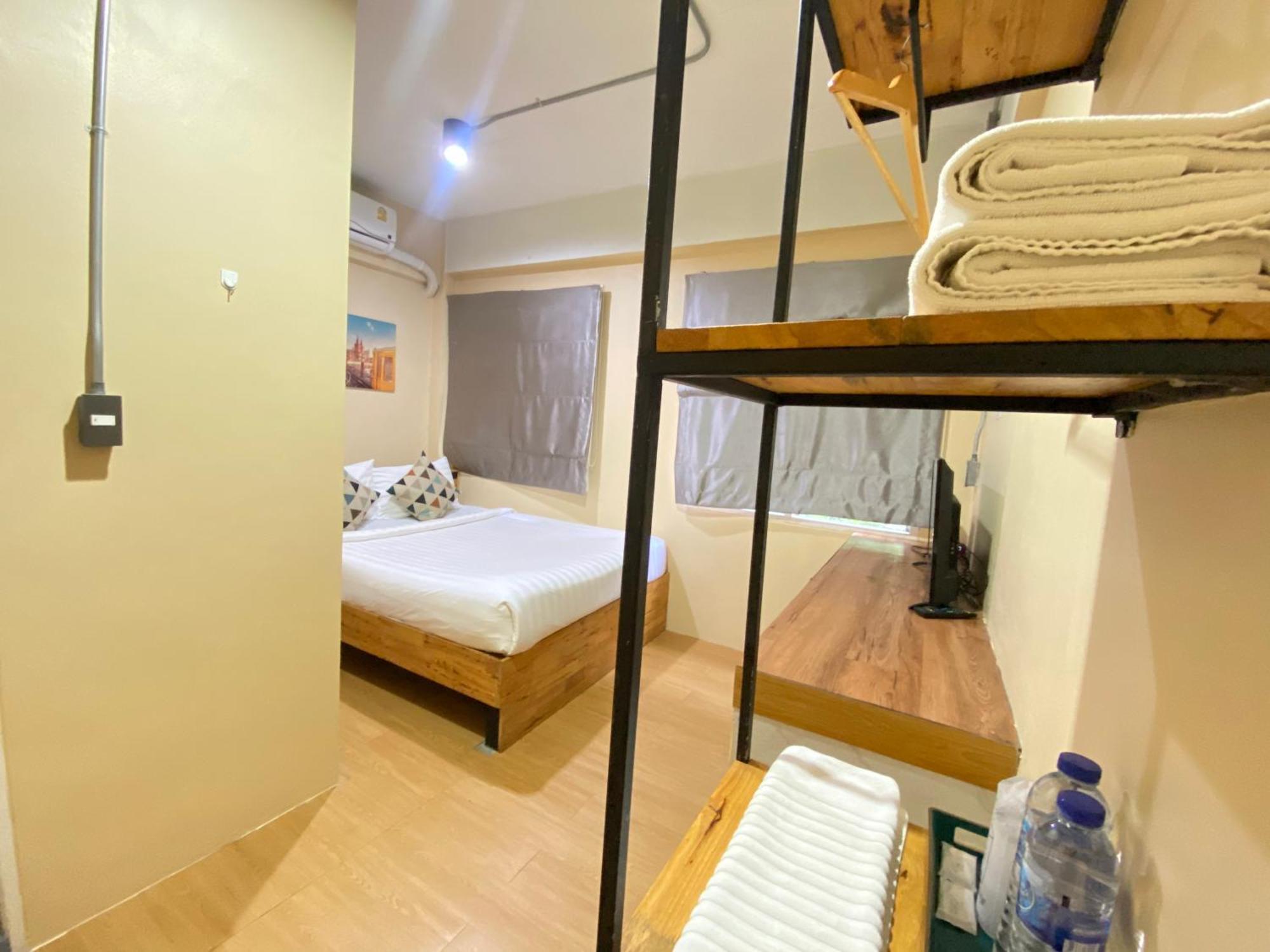 ซับรูมโฮเทล Subroom Homestay *